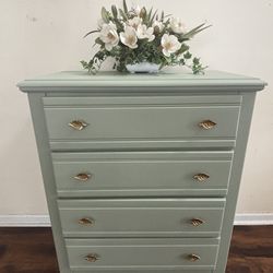 Refurbished  Chest of Drawers 
