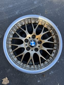 Rims Decoration For Your Garage Or Rooms
