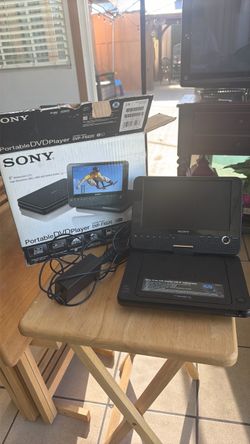 Sony Portable DVD Player DVP-FX820