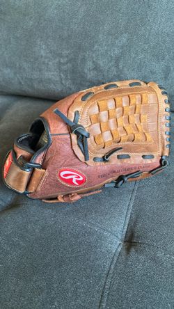 Rawlings Leather Baseball Glove ( Great condition)