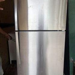 Whirlpool Fridge 