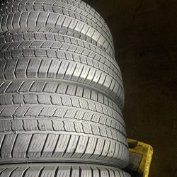 275:55:20 Michelin Quiero $370 Por Ellas 