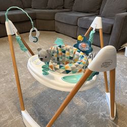 Baby Exersaucer 