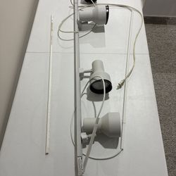 White 4-Head Track Lighting Fixture