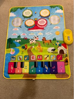 Baby playmat