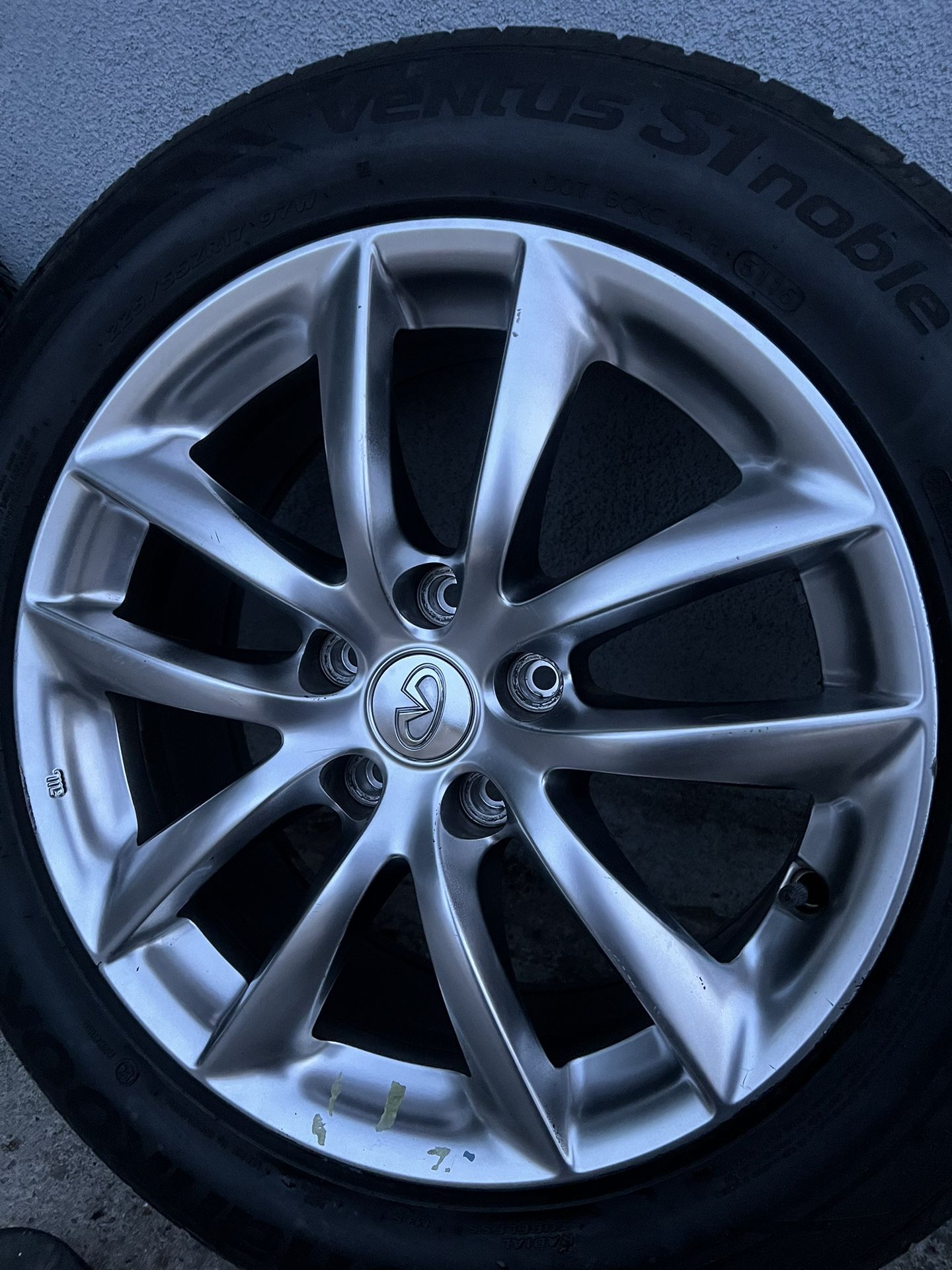Infiniti G35/G37 Sedan Stock Wheels