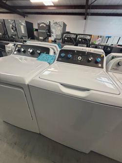 GE WASHER AND DRYER SET