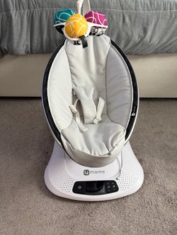 4Moms RockaRoo