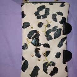 Betsey Johnson Black And Beige Cat Wallet, NWOT