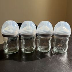 Phillips Avent 4oz Glass Baby Bottles