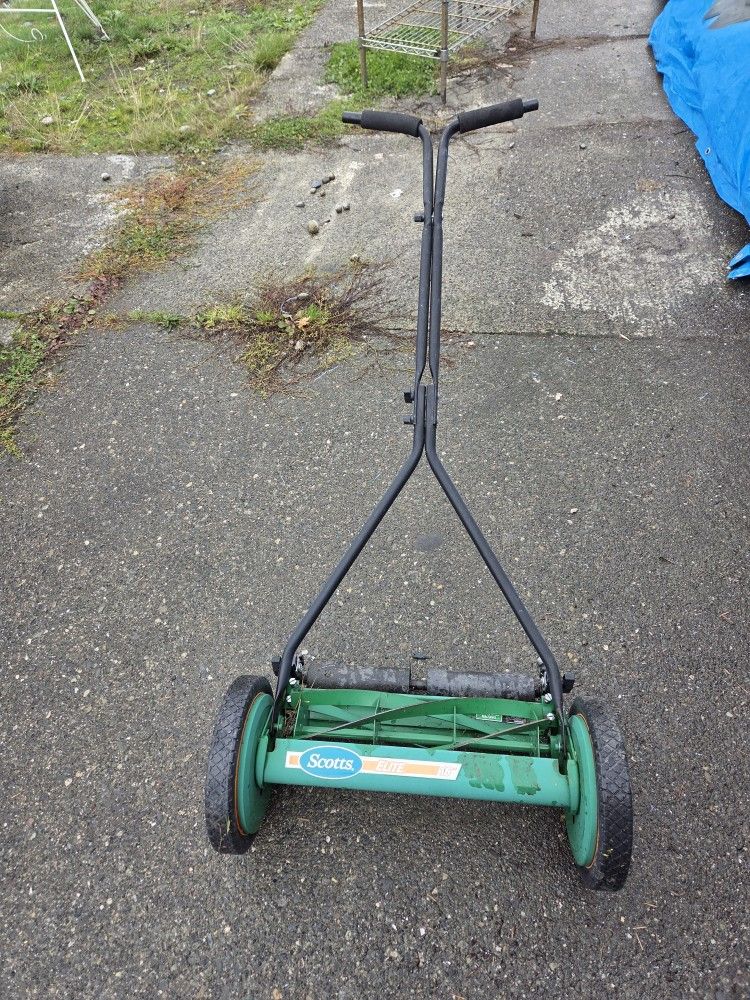 Scotts Manual Lawn Mower