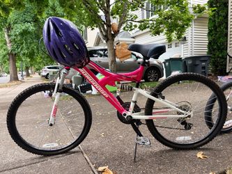 Mongoose Girls Mountain Bike