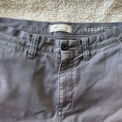Madewell Men’s chinos 