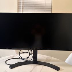 LG Wide Monitor 34”