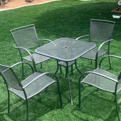 5 PCs  Metal Patio Set 