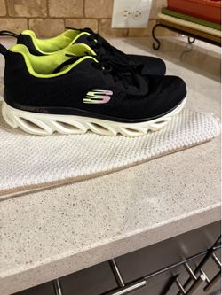 Skechers shoes Excellent Condition