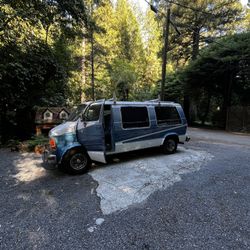 Dodge Ram B250 Camper Van