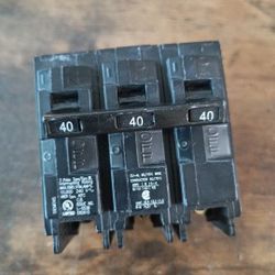 SIEMENS 40 AMP BOLT-ON CIRCUIT BREAKER