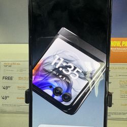 Razr 2024