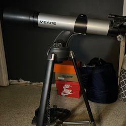 MEADE Telescope 