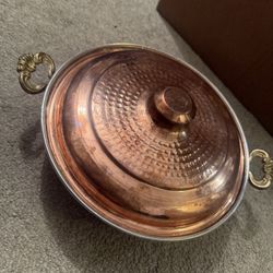 Copper roasting pan with lid, Hammered copper large sauté pan with brass handle, Non-stick food safe  Pan 10 inch 5 Qt  25$  Pot  600 ml capacity 25$ 