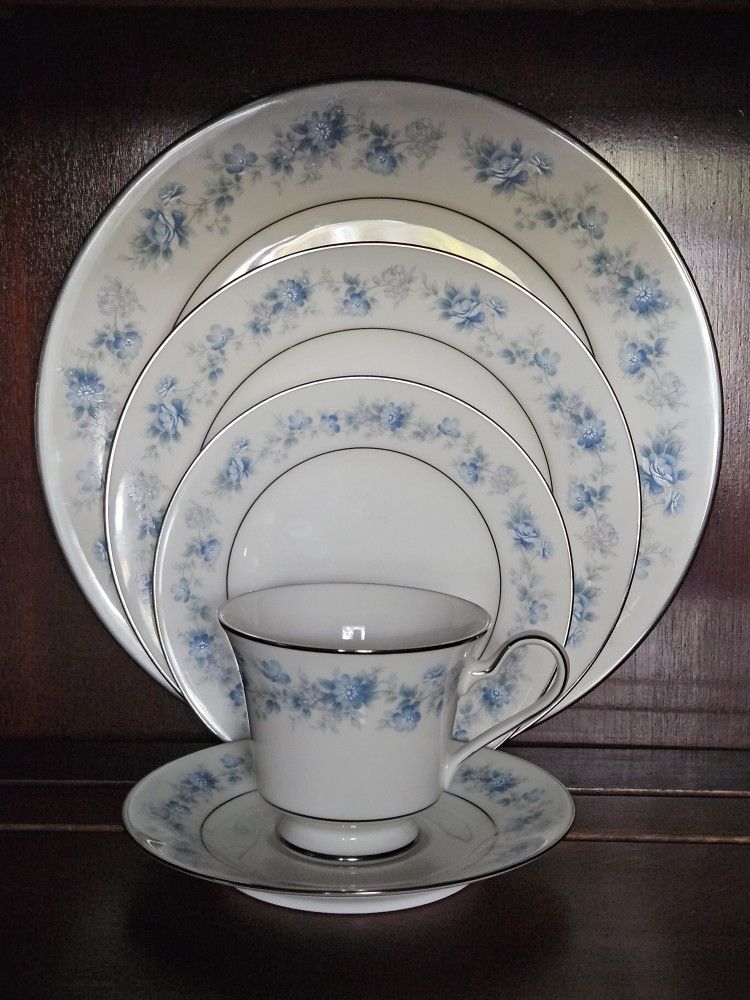 Noritake Ivory China