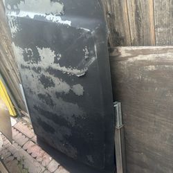 03 Silverado Hood Non HD 