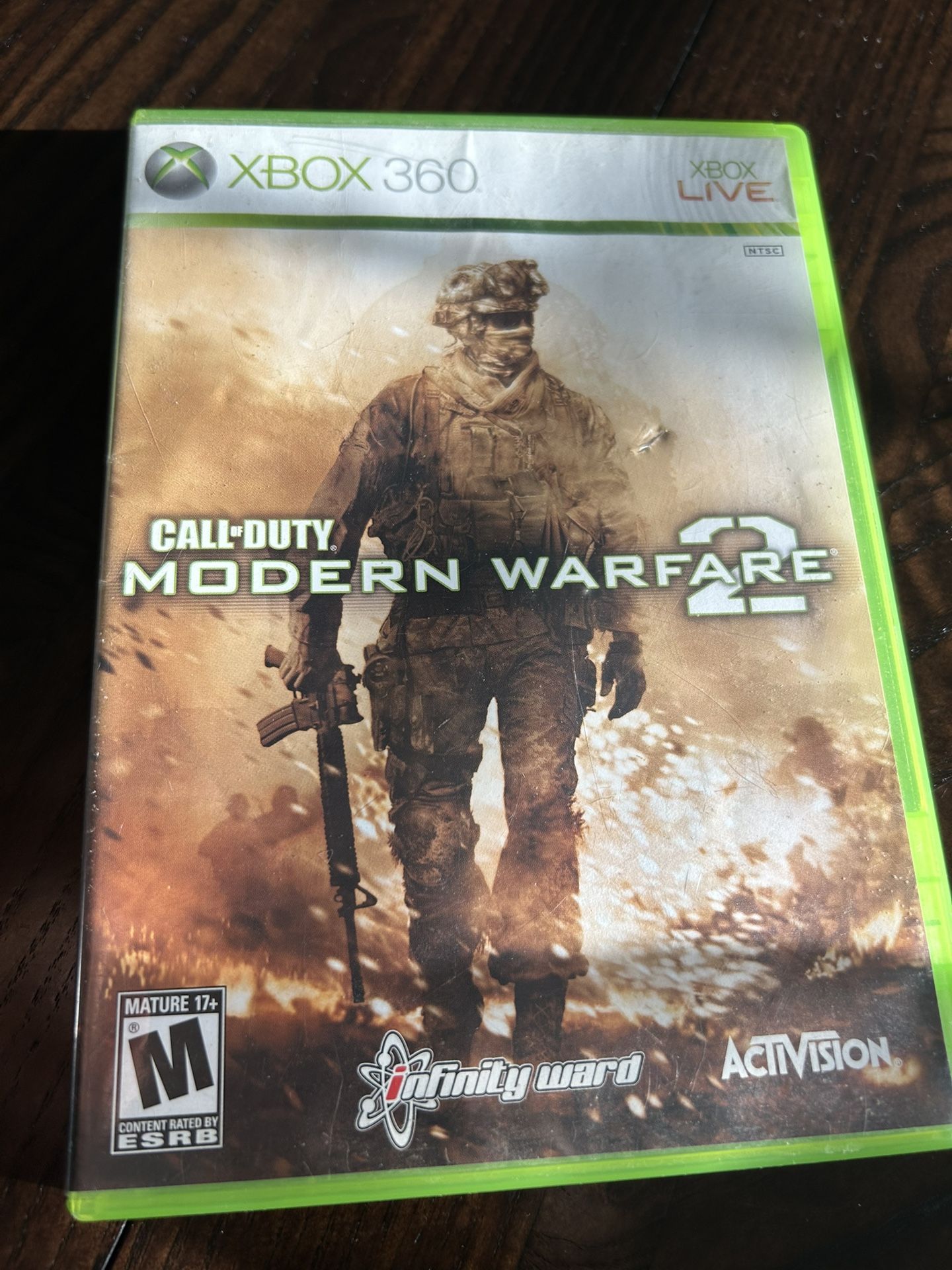 Call of Duty Modern Warfare 2 Xbox 360 CIB (2009) Complete