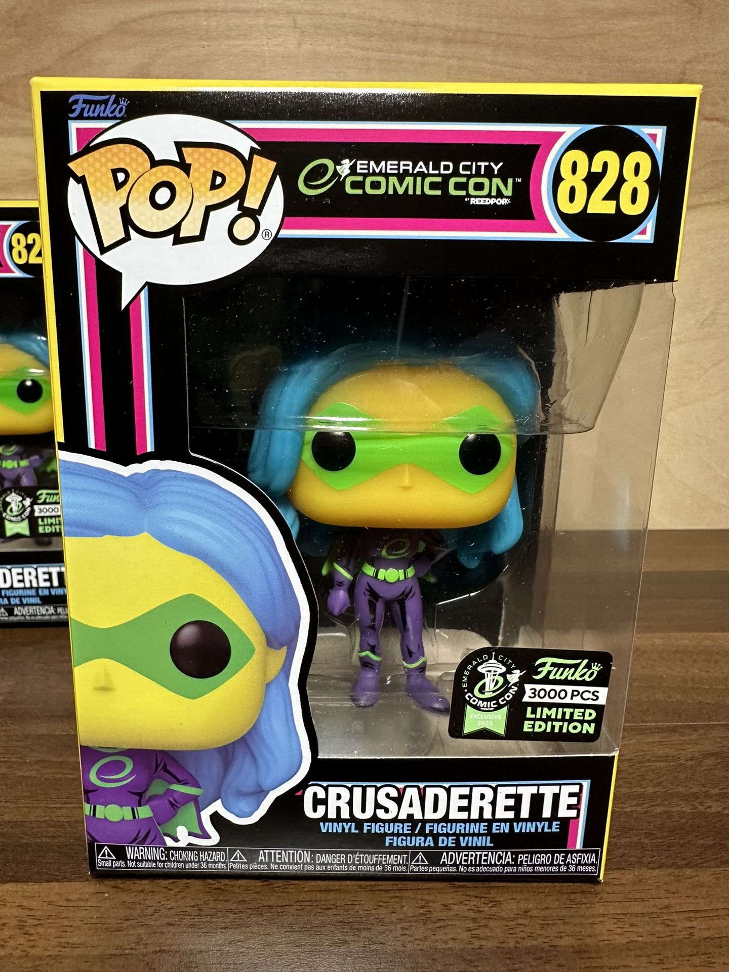 Funko Pop 2023 Emerald City Comic Con Crusaderette Blacklight exclusive 3000 pcs