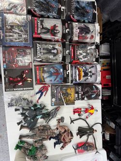 Marvel Legends Action Figure Lot