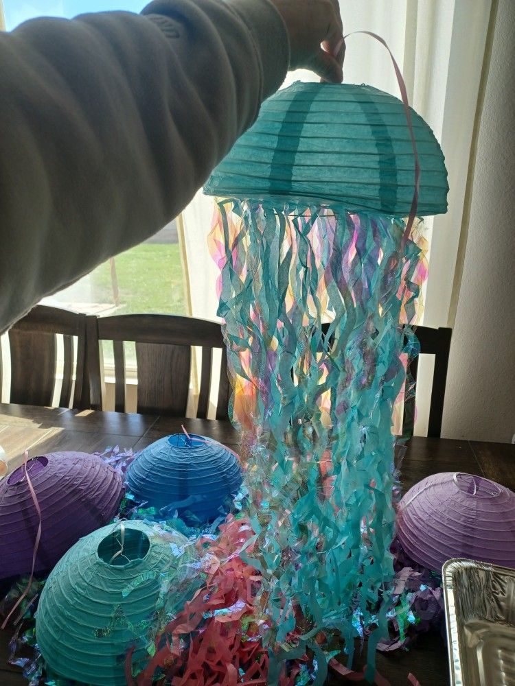 JELLY FISH DECORATIONS 