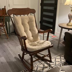 rocking chair  good Condition 
