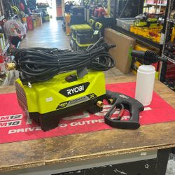 RYOBI 1200 PSI 1.8 GPM Cold Water Automotive High Flow Electric Pressure Washer Kit