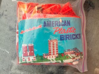 Vintage American Plastic Bricks Set with Instruction Booklet