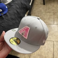 Diamond Backs Hat Size 7 1/4 