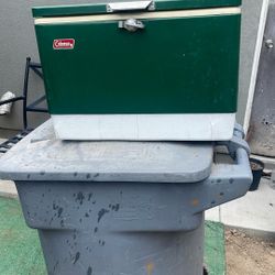 Coleman Ice Chest 