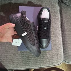 Dior Shoes