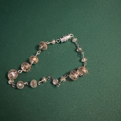 Cream Glass Bracelet 