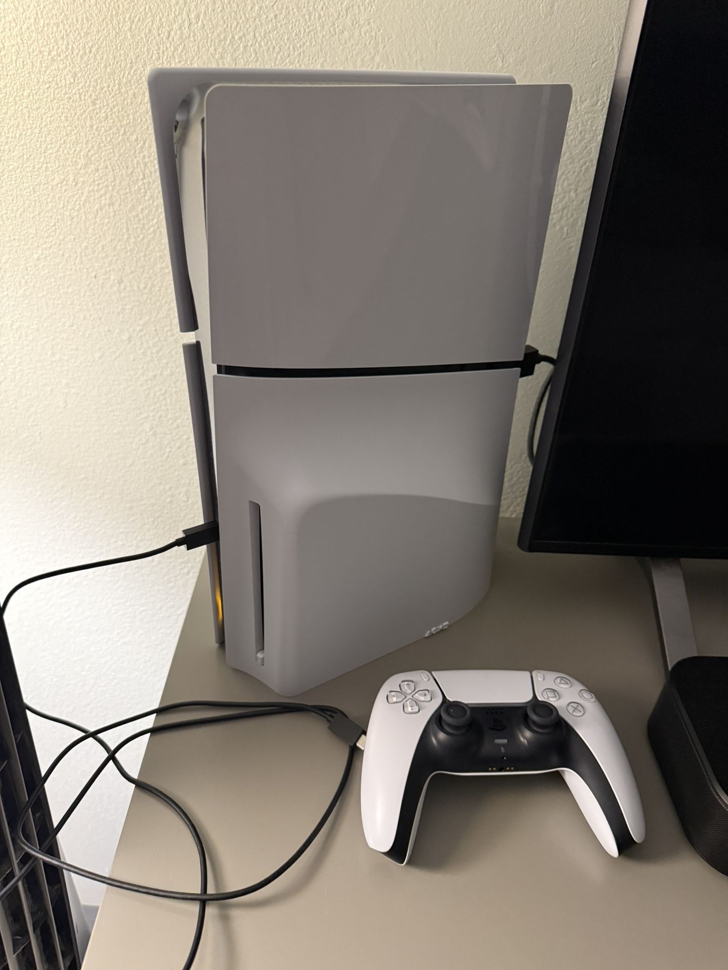 Like New PS5 slim