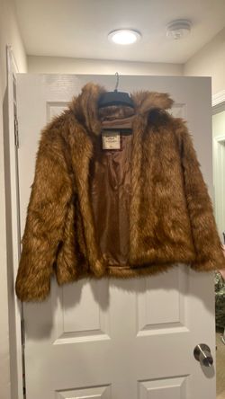 Abercrombie & Fitch Faux Fur jacket
