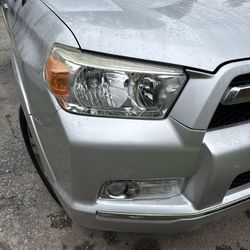 Toyota Forerunner Headlights 2010-2013
