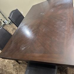 Dinning Room table