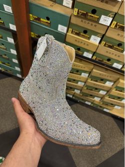 Woman’s boots