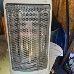 Nice 3 Spd Heater- 80.00 for Sale in Tacoma, WA - OfferUp
