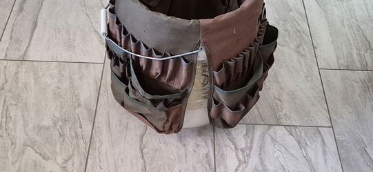 Tool organizer bucket