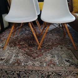 4 Chairs