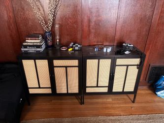 Medium cabinet x2