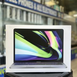 Apple 13” MacBook Pro With Apple M2 Chip 256GB