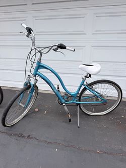 Electra Townie 21” Women’s Cruiser