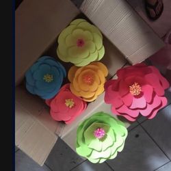 Paper Flower/Flores De Papel